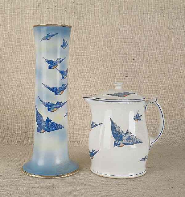 Appraisal: Three pieces of China with blue bird pattern together with