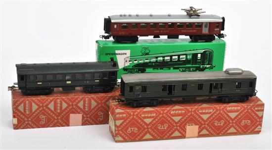 Appraisal: M rklin HO Gauge Baggage Car And Two Others green