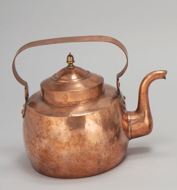 Appraisal: HANDWROUGHT COPPER TEA KETTLE th CenturyWith dovetail construction and swing