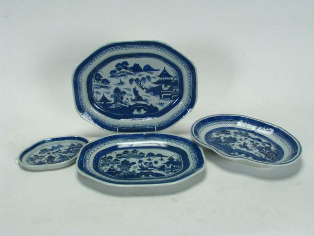 Appraisal: Group of four Items of Canton Porcelain including '' x