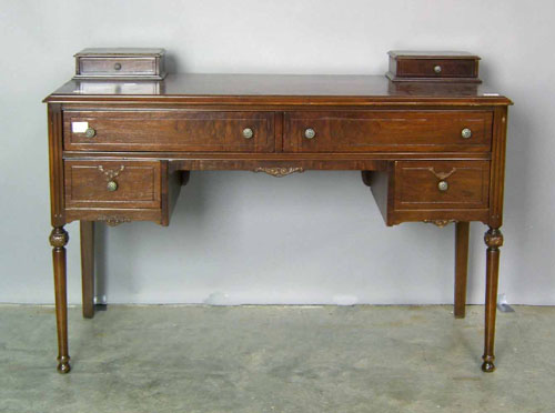 Appraisal: Mahogany ladies desk h w