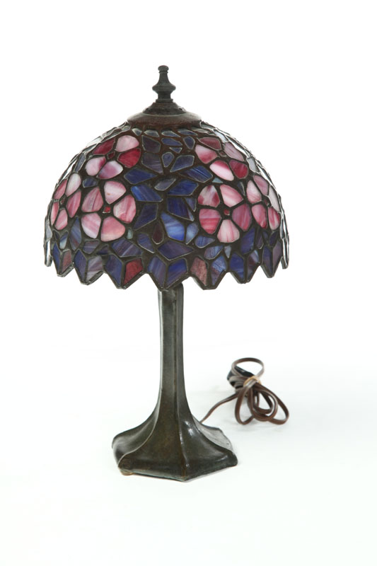 Appraisal: HANDEL LAMP American st quarter- th century Boudoir lamp with