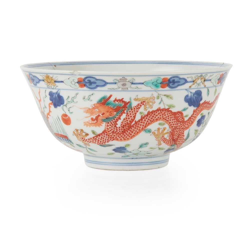 Appraisal: WUCAI 'DRAGON AND PHOENIX' BOWL DAOGUANG MARK AND OF THE