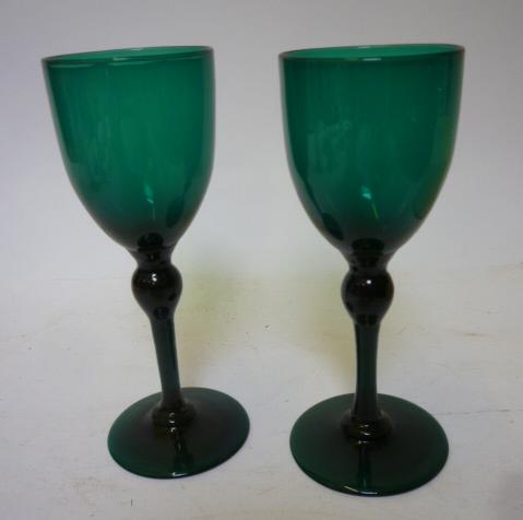 Appraisal: A SET OF TWELVE BRISTOL GREEN WINES mid th century