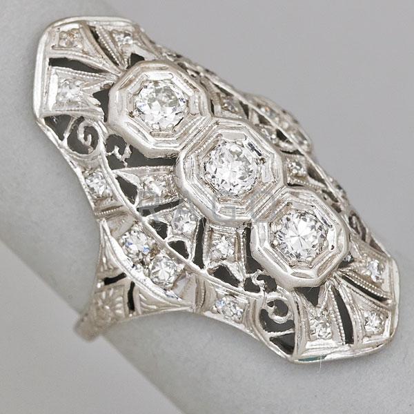 Appraisal: PLATINUM AND DIAMOND FILIGREE RING Condition Report