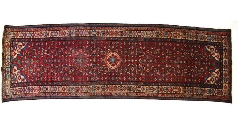 Appraisal: 's Kashan Persian Hand Knotted Wool Runner Rug Included in