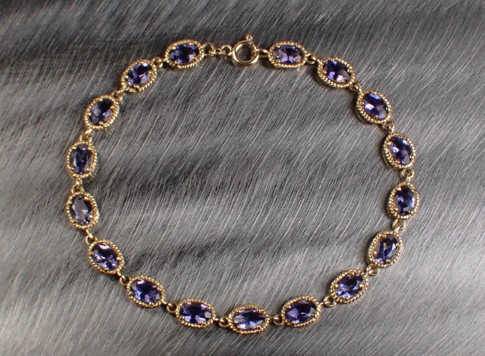 Appraisal: TANZANITE AND FOURTEEN KARAT GOLD BRACELET The k yellow gold