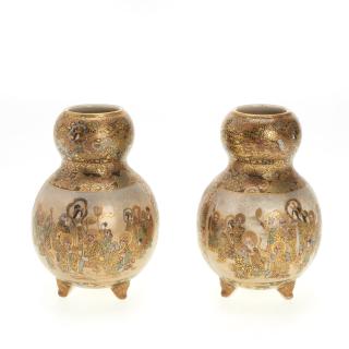 Appraisal: Pr Japanese Satsuma earthenware double gourd vases Pr Japanese Satsuma