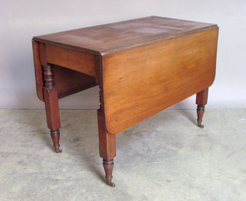 Appraisal: Mahogany dropleaf table ca h w d