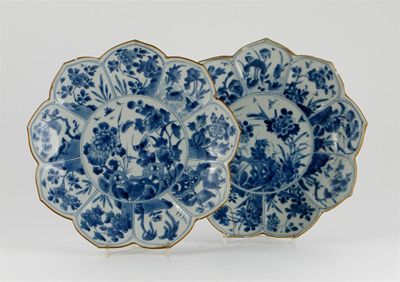 Appraisal: A pair of Chinese blue and white lotus-shaped dishes painted