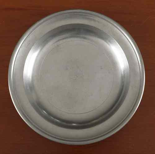 Appraisal: Hartford Connecticut pewter plate ca bearing the touch of Thomas