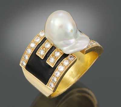 Appraisal: A Ladies' k Gold Enamel and Pearl Ring k yellow