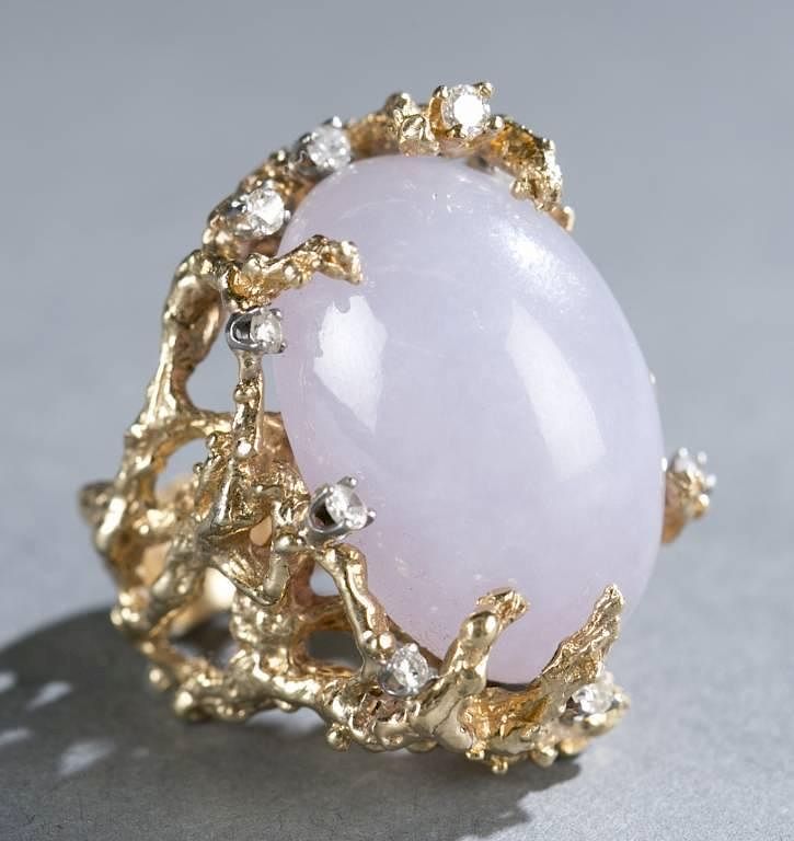 Appraisal: Lavender jade cabochon diamond kt gold ring A lavender jade