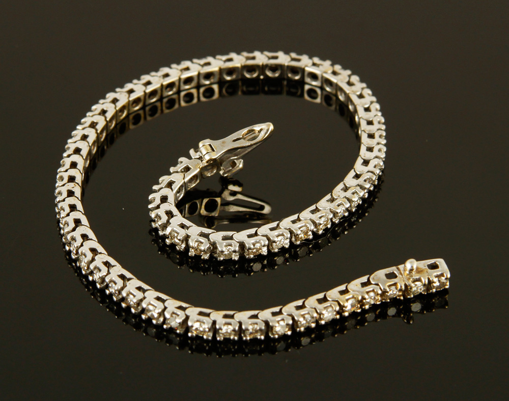 Appraisal: - K Gold and Diamond Bracelet K white gold and