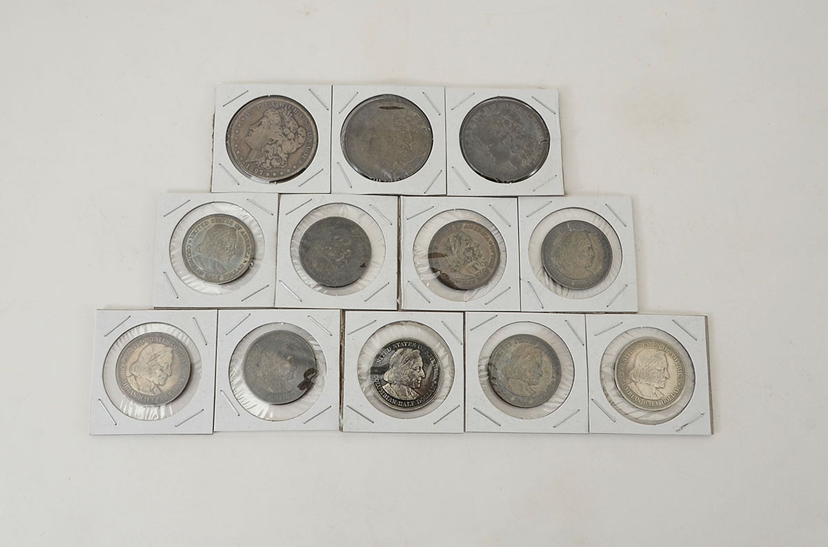 Appraisal: COLLECTION OF COLUMBIAN EXPOSITION COINS AND MORGAN DOLLARS Collection of