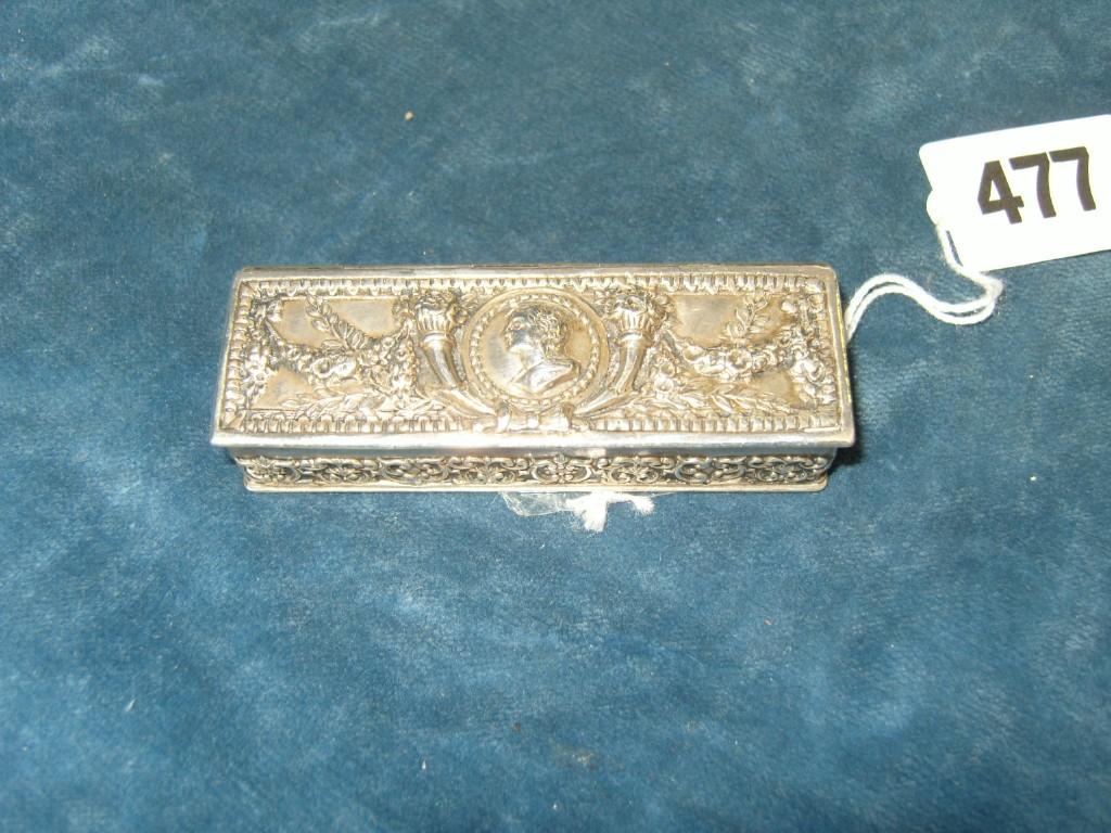 Appraisal: A continental silver snuff box the lid with embossed work