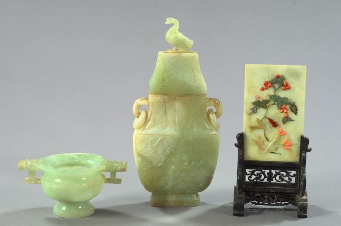 Appraisal: Group of Three Oriental Items consisting of a Chinese carved