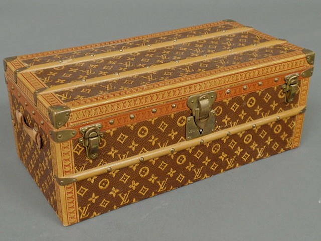 Appraisal: Louis Vuitton flower box miniature steamer trunk with brass mounts