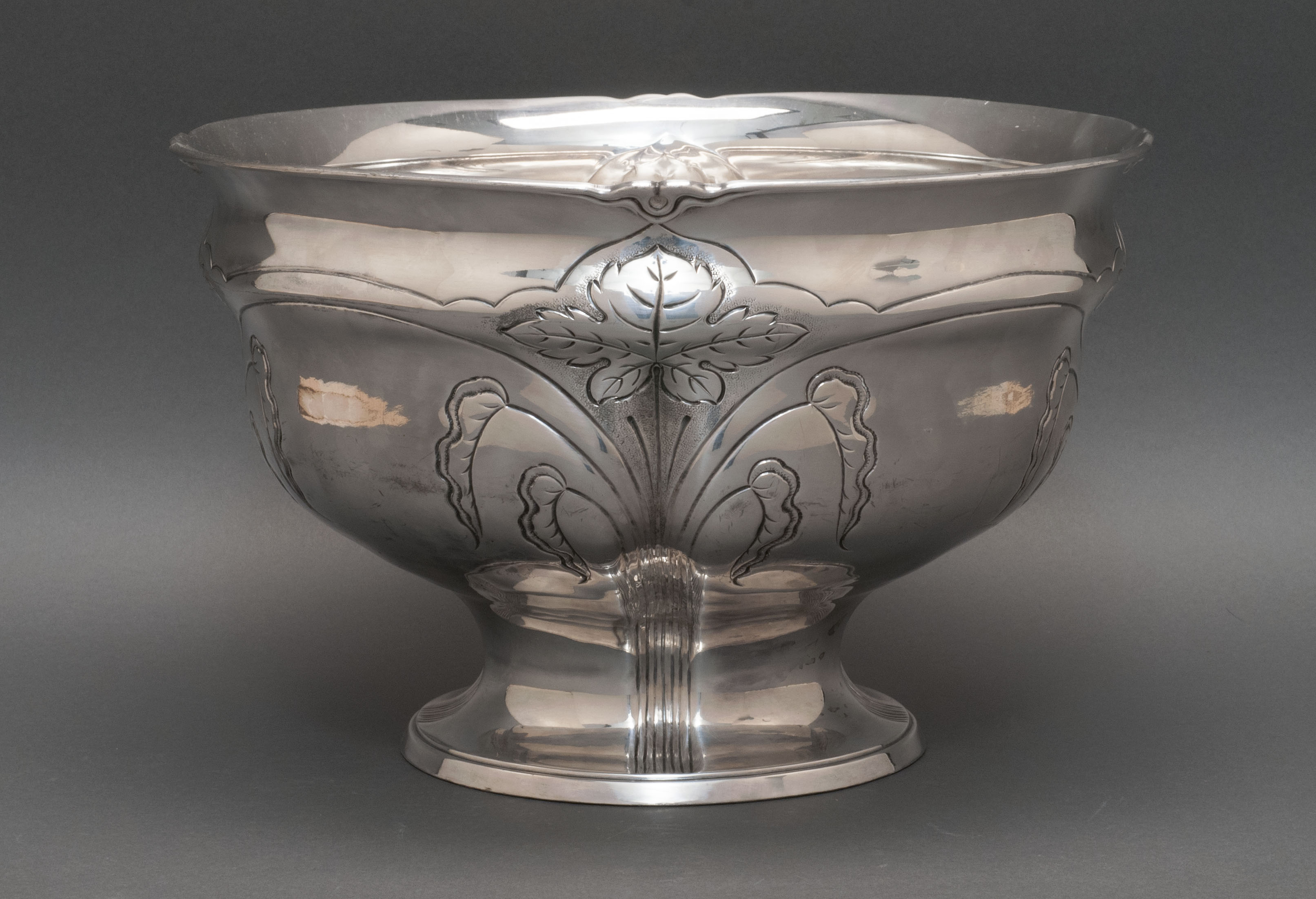 Appraisal: WILCOX SILVER PLATED PUNCHBOWL Meriden Connecticut th CenturyWith stylized foliate