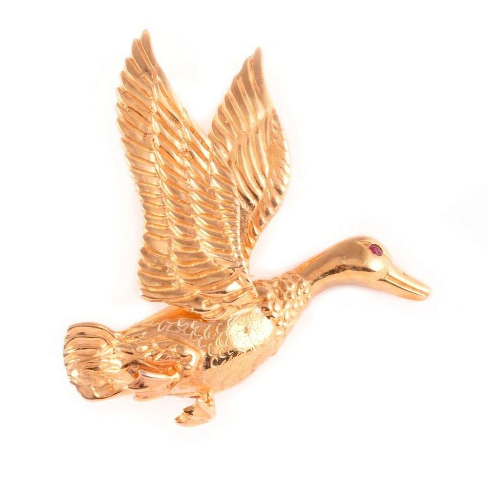 Appraisal: k gold bird brooch with ruby eyes weighing approximately grams