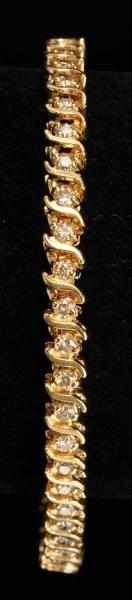 Appraisal: K Y Gold Diamond Bracelet Description Diamonds ctw Condition Excellent