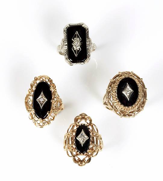 Appraisal: A collection of five onyx diamond and gold rings grs