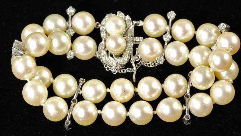 Appraisal: Double Strand Pearl and Diamond Braceletdesigned as a two-strand bracelet