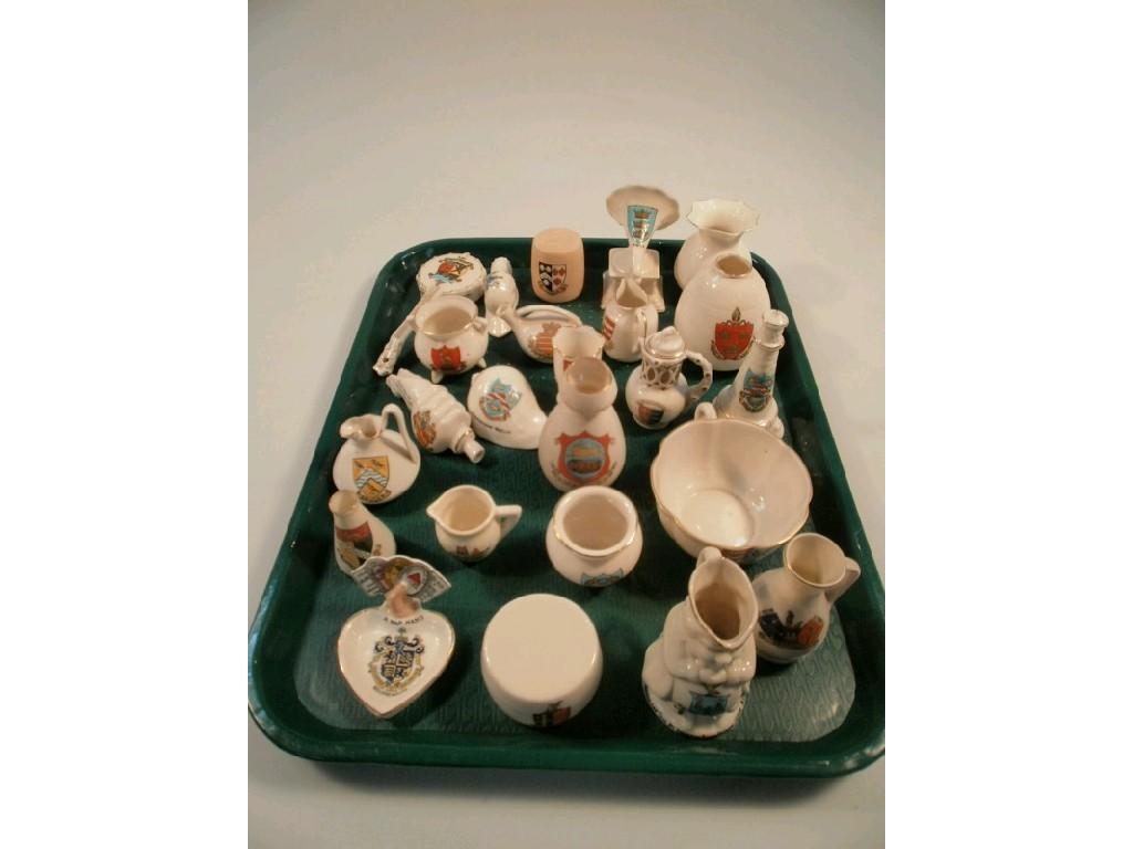 Appraisal: Various crested china ware