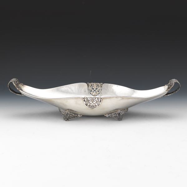 Appraisal: OBLONG STERLING SILVER HAND HAMMERED CENTREPIECE x x Elongated form