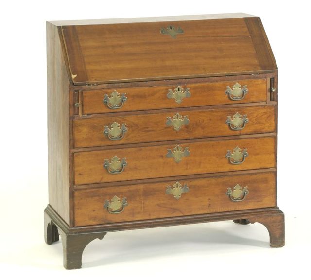 Appraisal: ANTIQUE AMERICAN CHIPPENDALE SLANT-LID DESK th CenturyProbably Rhode Island In