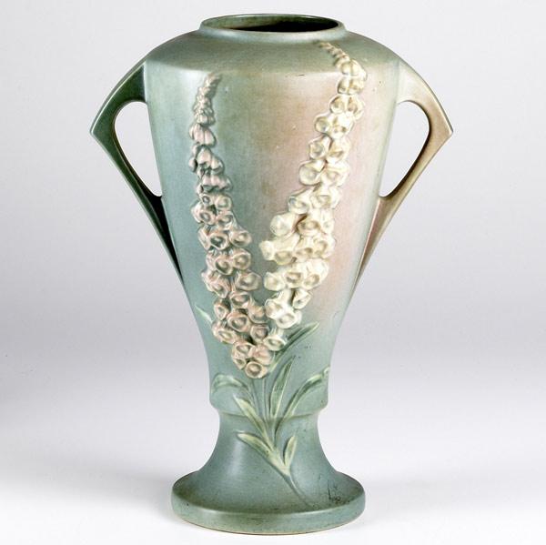 Appraisal: ROSEVILLE Green Foxglove vase