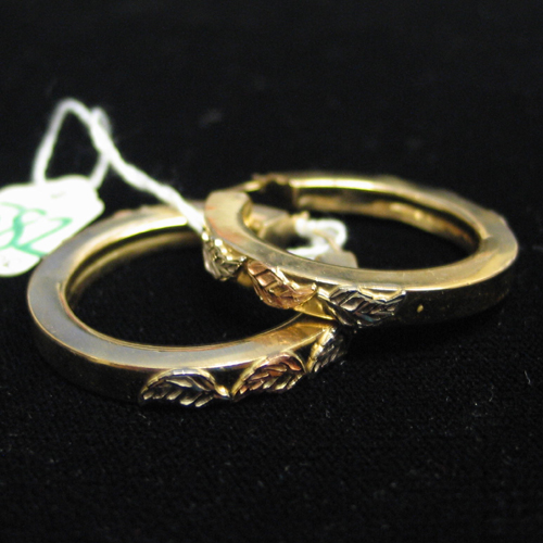 Appraisal: PAIR OF FOURTEEN KARAT GOLD YELLOW WHITE AND ROSE GOLD