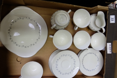 Appraisal: A collection of pottery to include Royal Doulton Cadence part