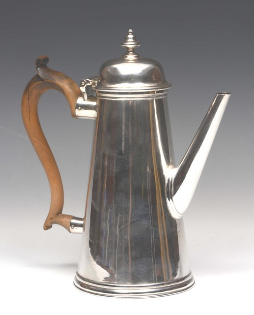 Appraisal: A GEORGE I SILVER COFFEE POT of plain tapering form