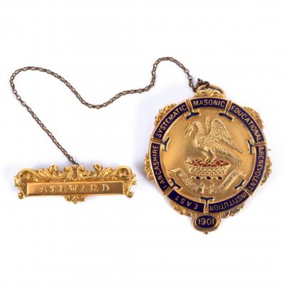 Appraisal: An ct gold Masonic jewel for East Lancashire Systematic Masonic