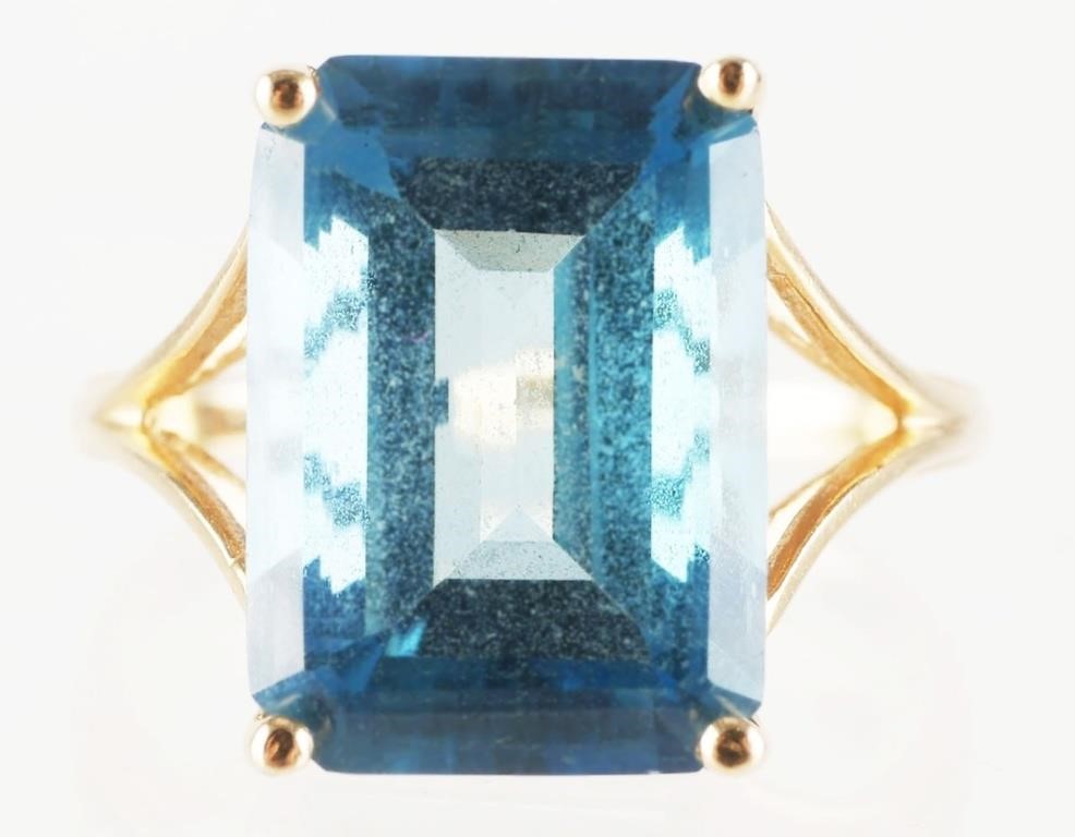 Appraisal: Size - Beautiful emerald cut blue stone presumed to be