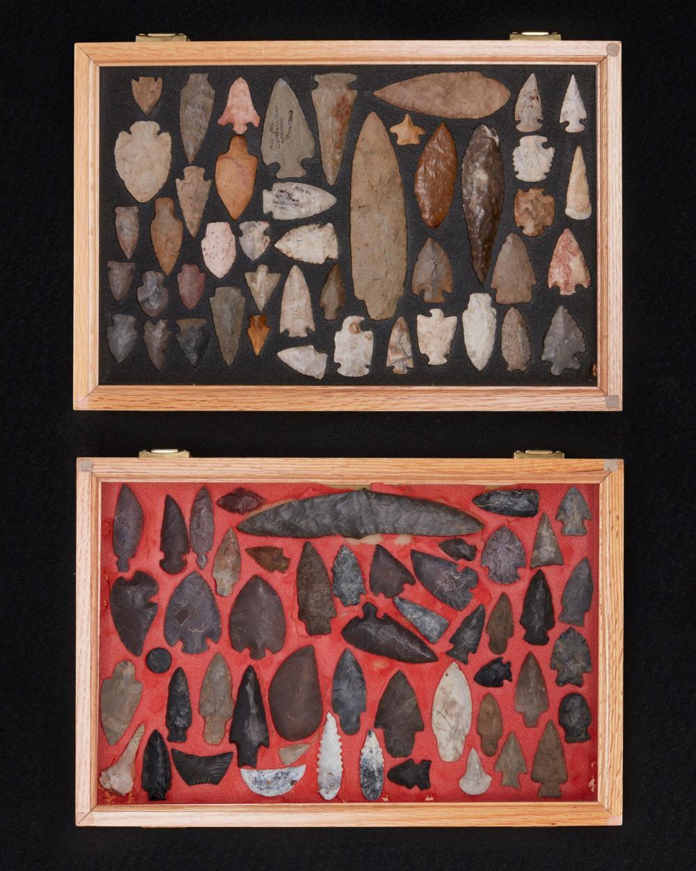 Appraisal: Two trays of stone points Pre-historic or later Comprising various