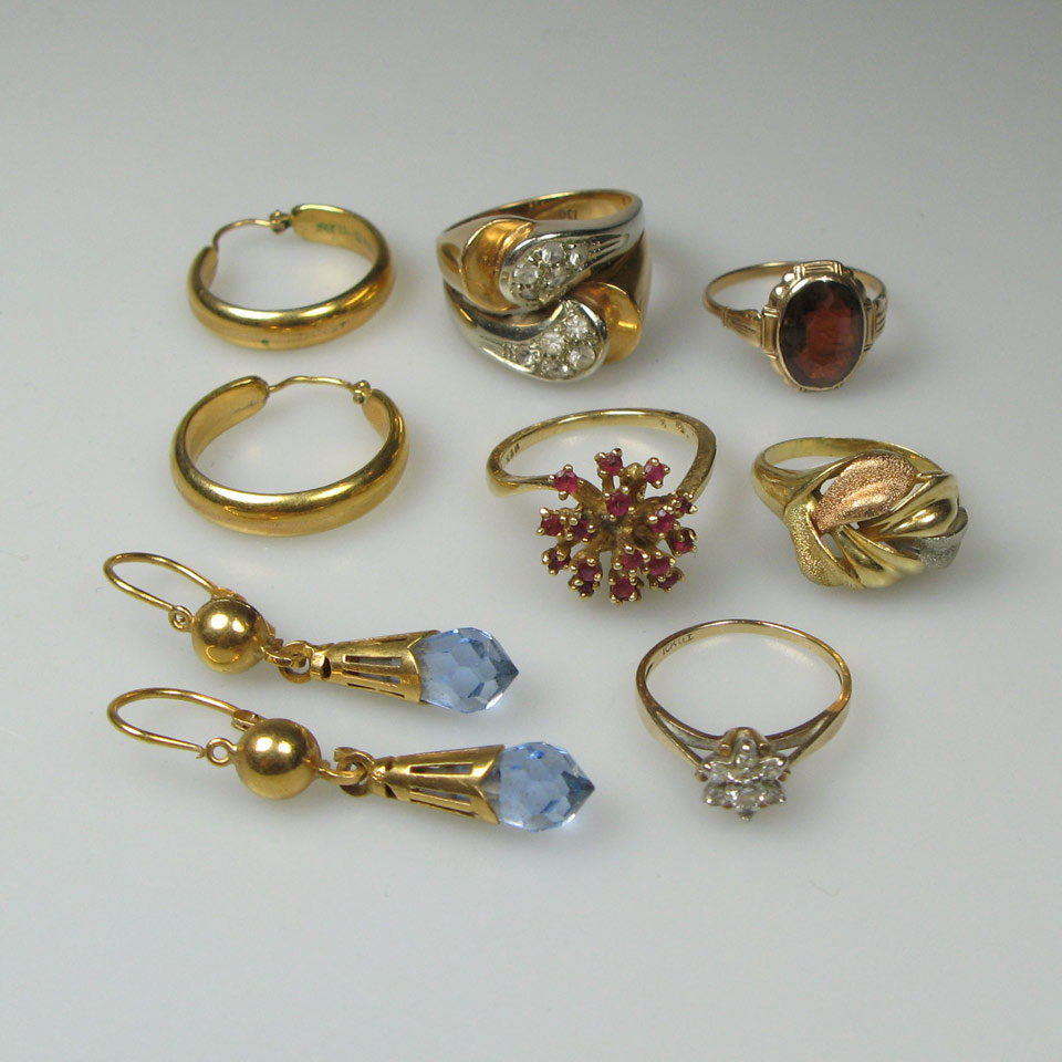 Appraisal: Small Quantity Of Gold Jewellery including an k gold ring