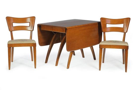 Appraisal: MODERN DINING ROOM SET Heywood Wakefield Massachusetts th century maple