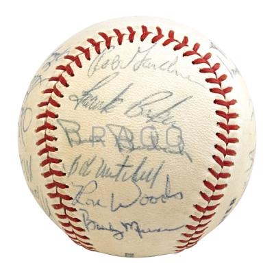 Appraisal: NEW YORK YANKEES AUTOGRAPHED BASEBALL Condition Report