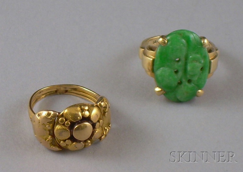 Appraisal: Two Gold Rings an kt gold ring and a kt