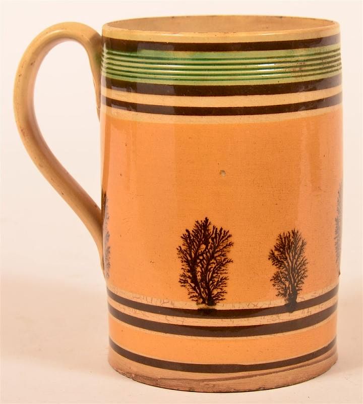 Appraisal: Seaweed Mocha Decorated Soft Paste Mug Seaweed Mocha Decorated Soft