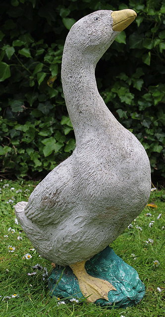 Appraisal: A VINTAGE CAST COMPOSITE FIGURE OF A GOOSE cm wide