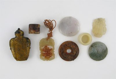 Appraisal: Eight jade and hardstone items Comprising four plaques a small