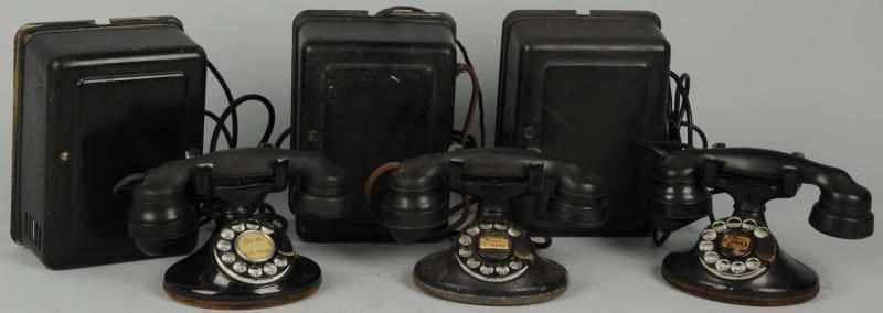 Appraisal: Lot of Western Electric Telephones Circa black metal each has