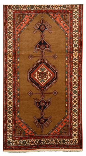 Appraisal: ORIENTAL RUG HAMADAN CAMEL'S-HAIR ' x ' Geometric medallion and