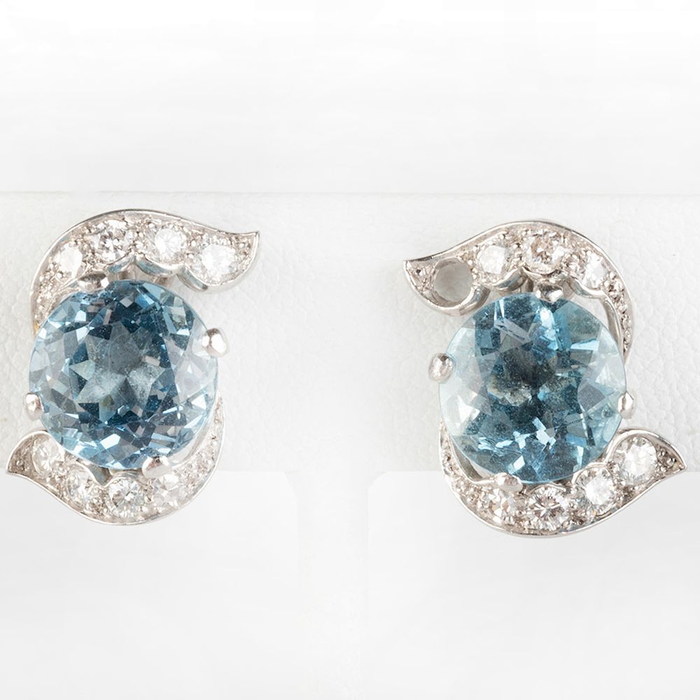 Appraisal: Pair of k White Gold and Aquamarine Earclips Marked '