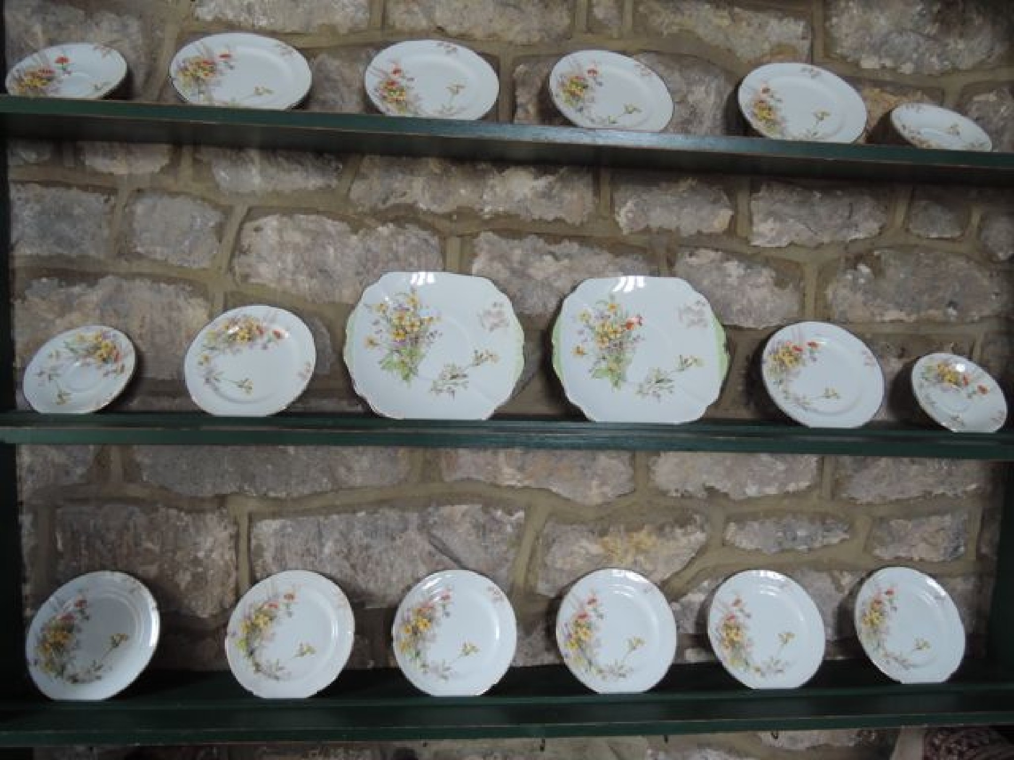 Appraisal: A collection of Royal Doulton Campion pattern tea wares comprising