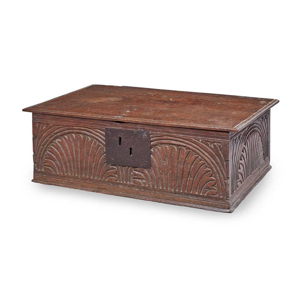 Appraisal: AN OAK BIBLE BOX EARLY LATE TH EARLY TH CENTURY