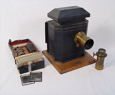 Appraisal: WILLIAMS BROWN EARLE REFLECTING LANTERN Viewer for photographs and stereoviews